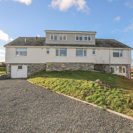 Southcott Apartment Trearddur Bagian luar foto